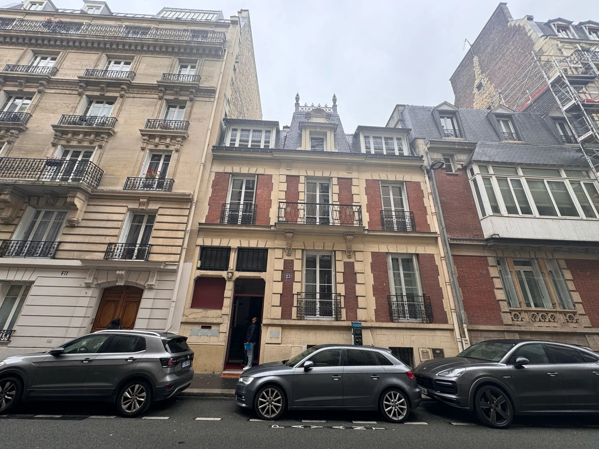 Rénover un hôtel particulier parisien sans le dénaturer · 12 mois